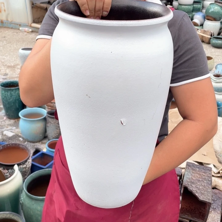 紫砂花盆口20高41瑕疵瑕疵