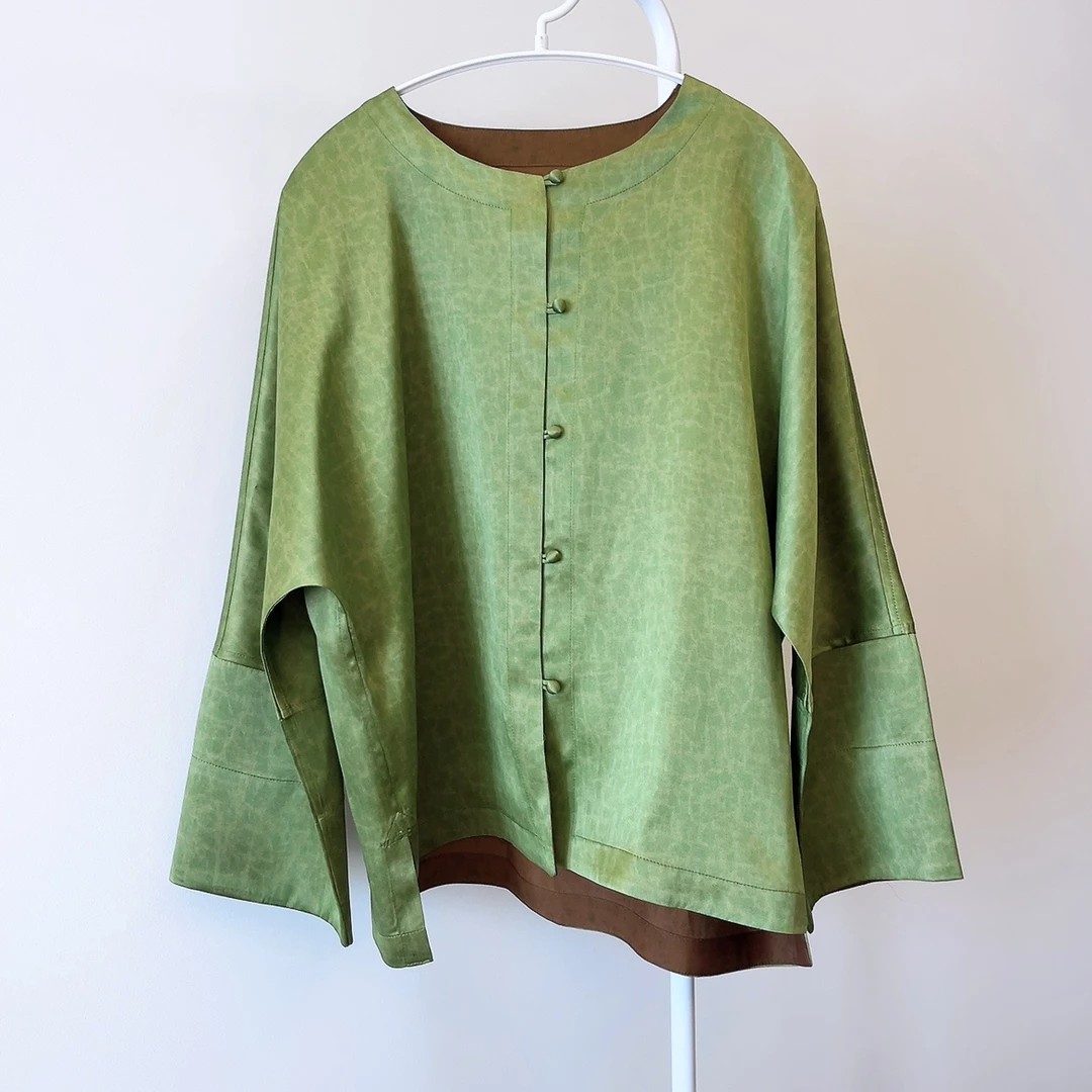 真丝上衣女100%桑蚕丝香云纱长袖茶服万事利印染龟纹宽松外套早秋