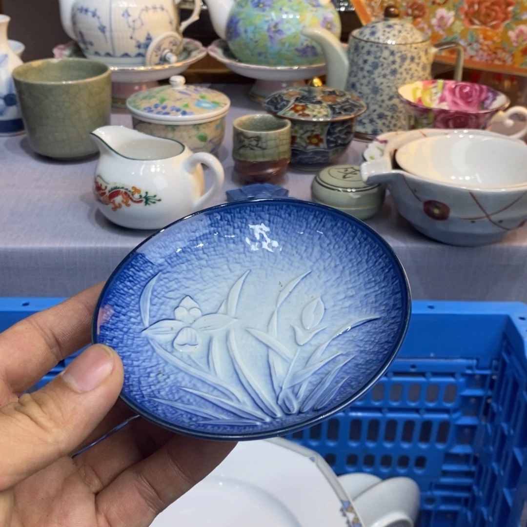 草***青瓷片在一起真的是太可爱辣
