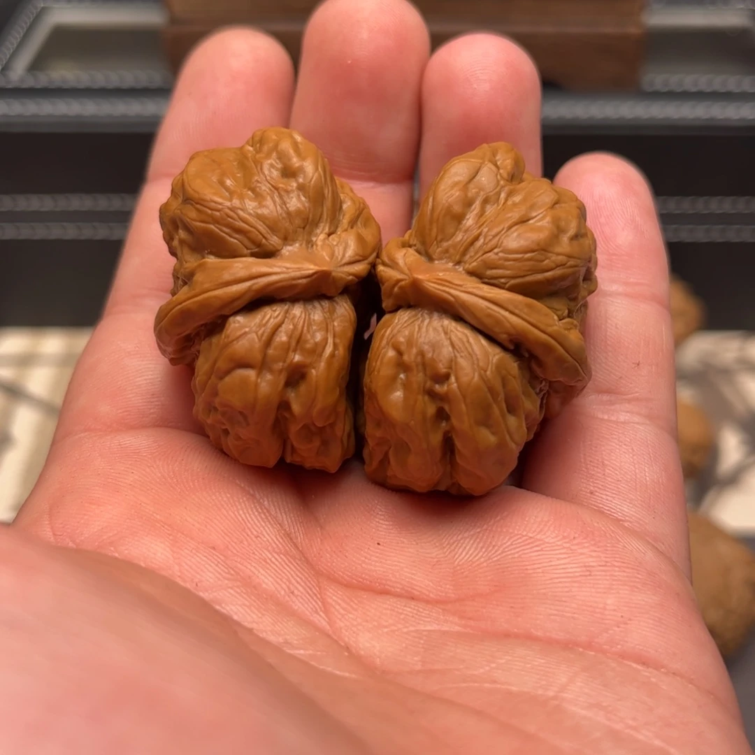文玩核桃吊坠抖****量蛤蟆头半壁