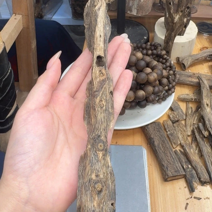 沉香沉香碎屑沉香奇楠块料32克