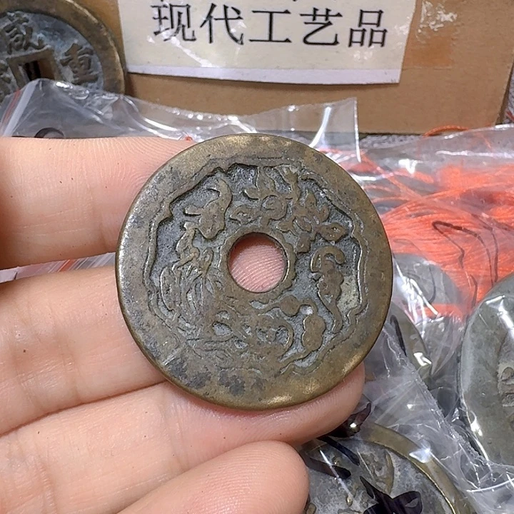 铜V****s现代工艺品花钱