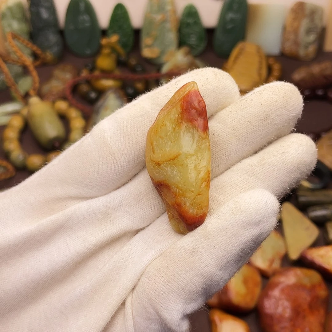 岫岩河磨玉（透闪石质玉）未镶嵌颈饰