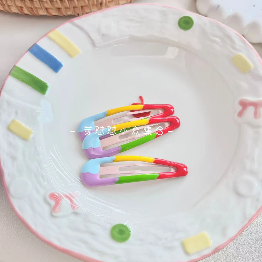 芽怼怼  05733 韩国多巴胺可爱掰掰夹 一对