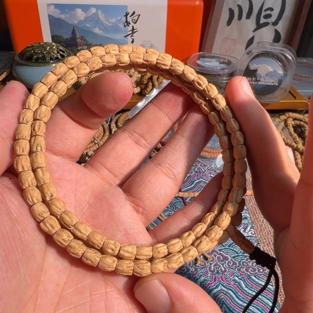 3***饼柏香籽/百香籽吊坠