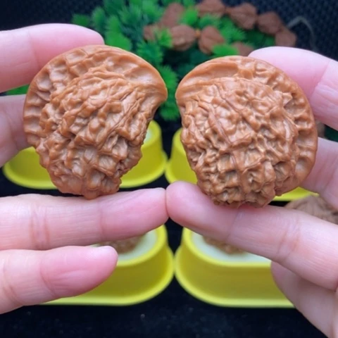 吊坠文玩核桃座山雕78全品