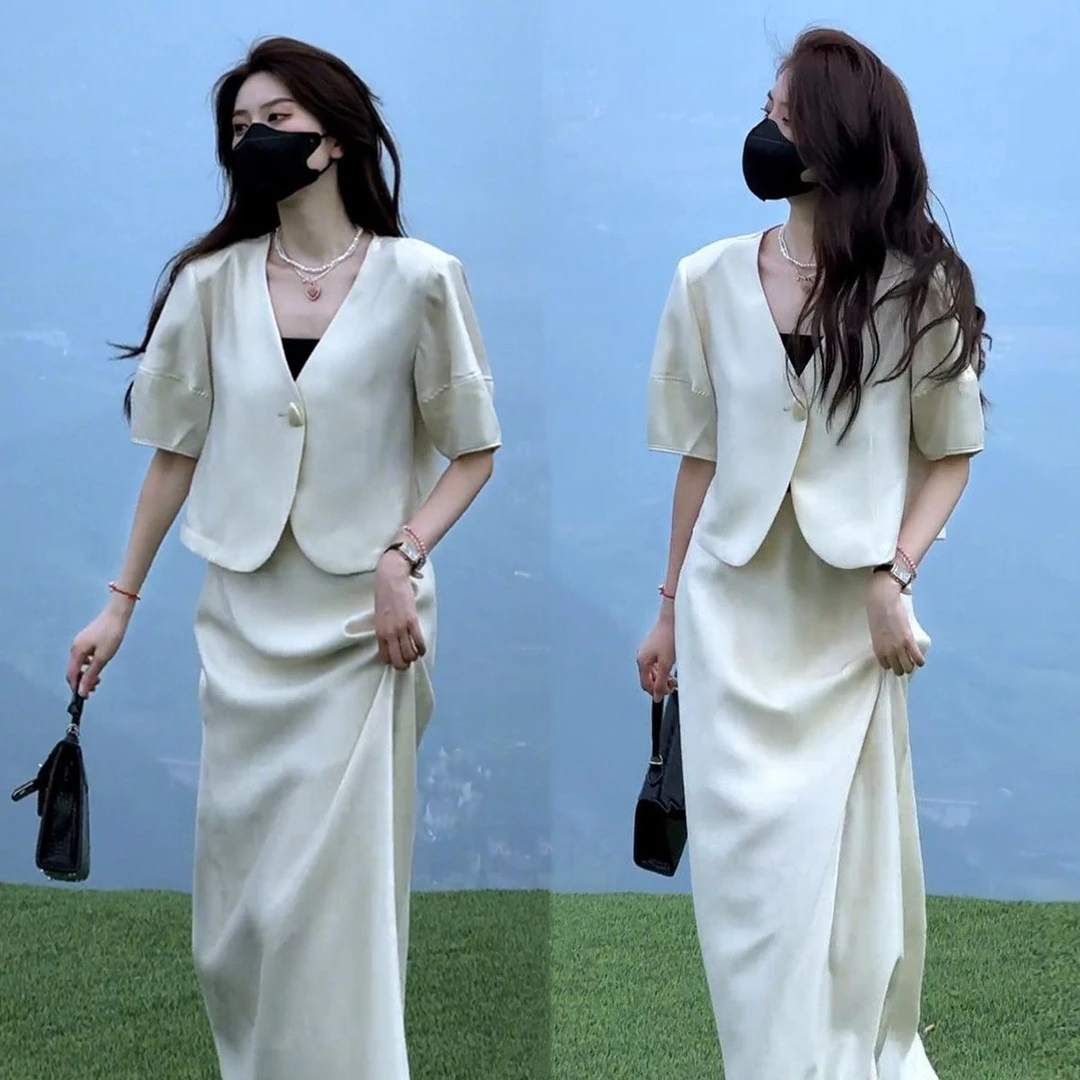女装中式V领开衫+半身长裙气质名媛女装高端两小众炸街