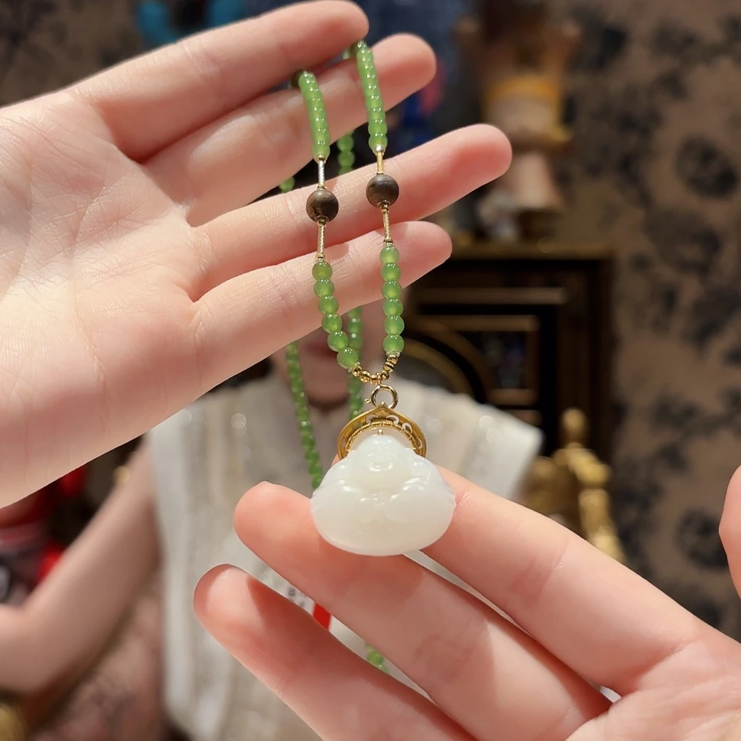 颈饰未镶嵌和田玉