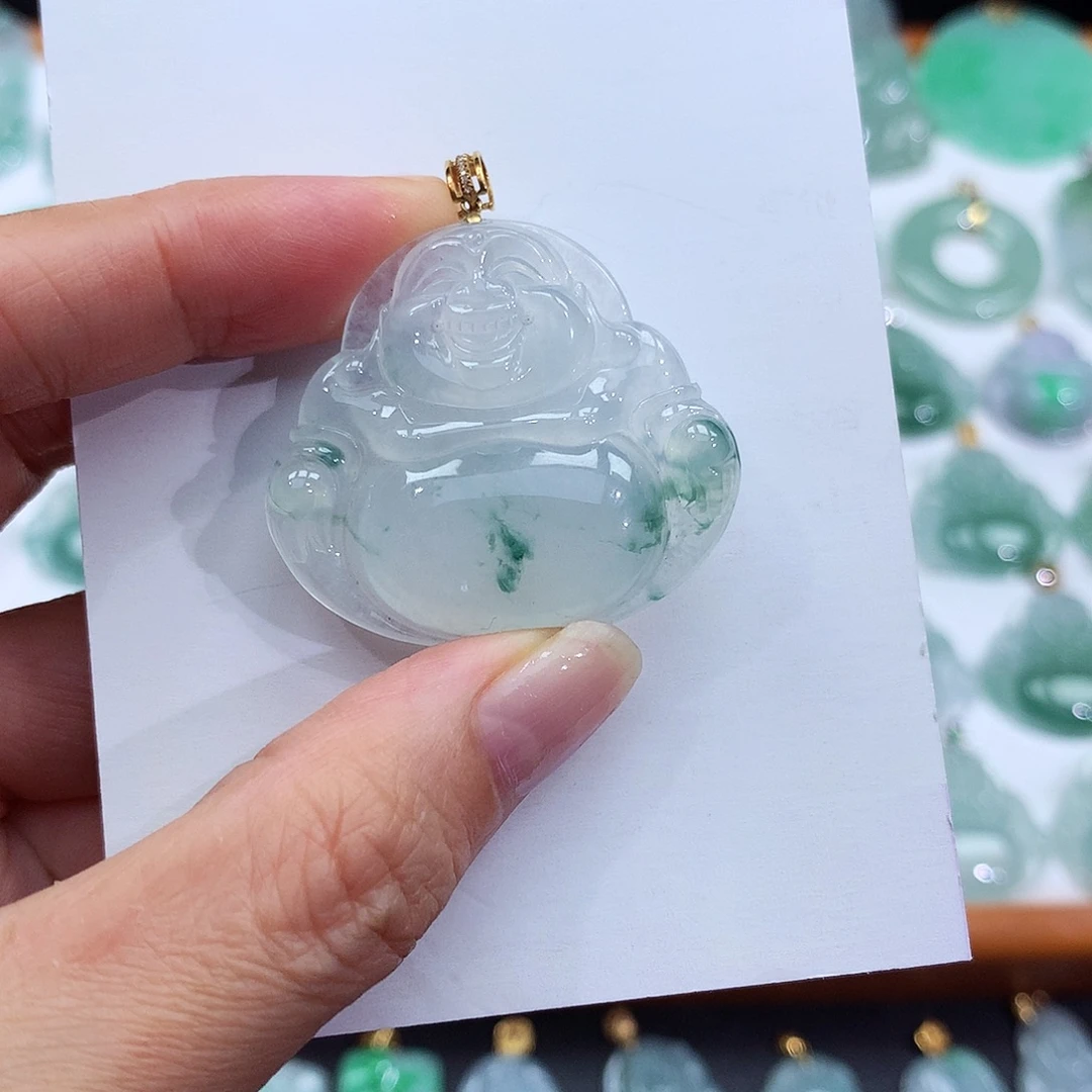 翡翠18K金镶嵌颈饰翡翠吊坠