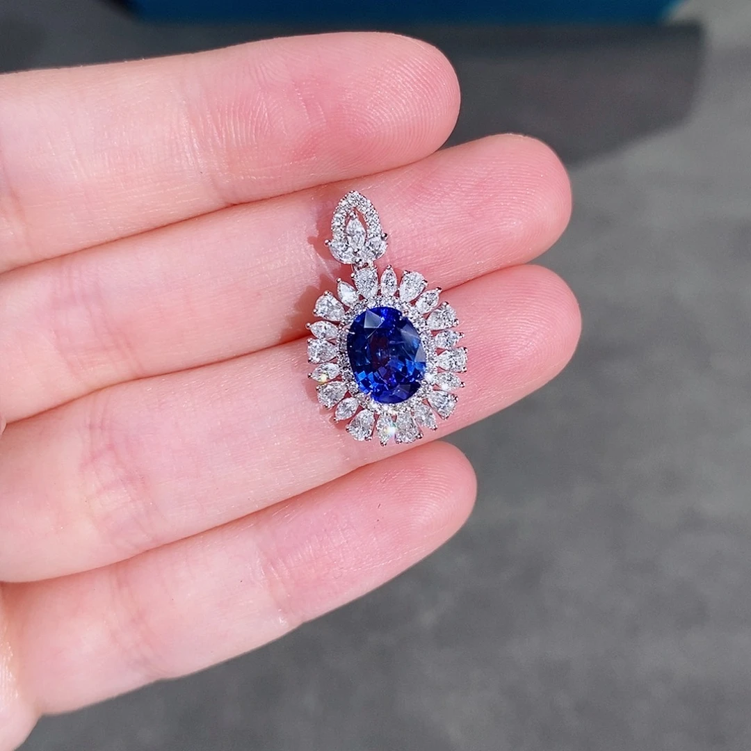颈饰蓝宝石18K金镶嵌2.16ct