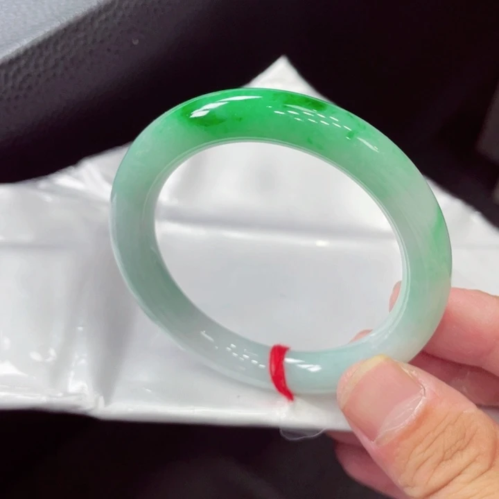 未镶嵌手镯翡翠翡翠