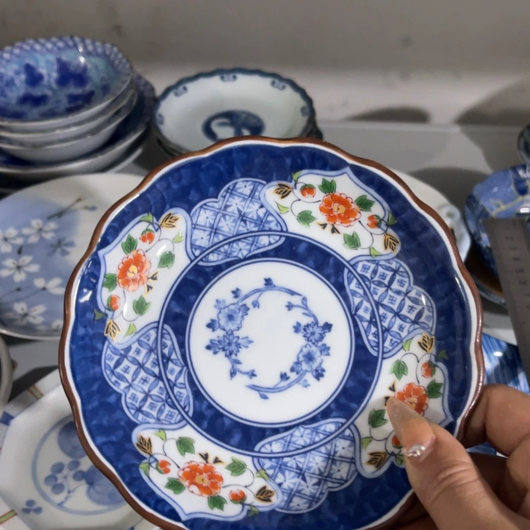 静***子在家闲不下去时还不