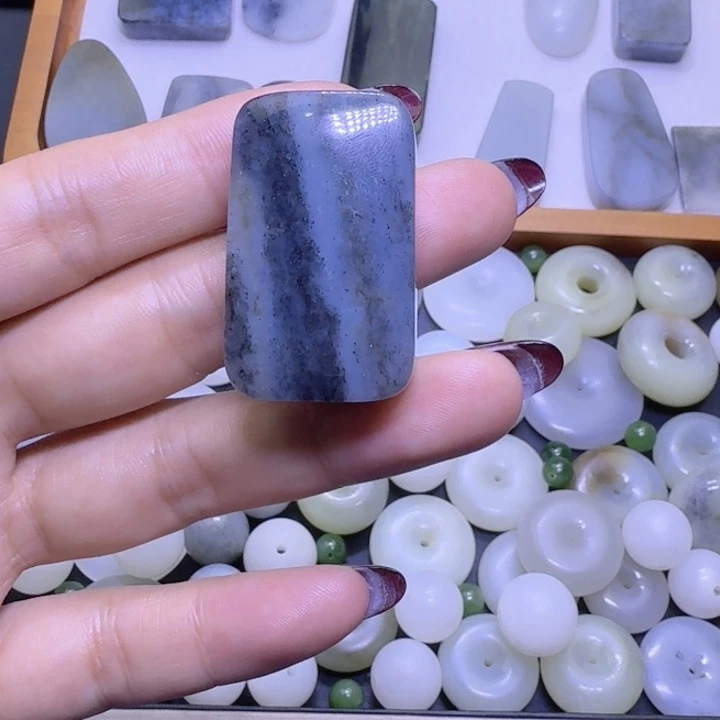 o***ᴳ和田玉未镶嵌挂件