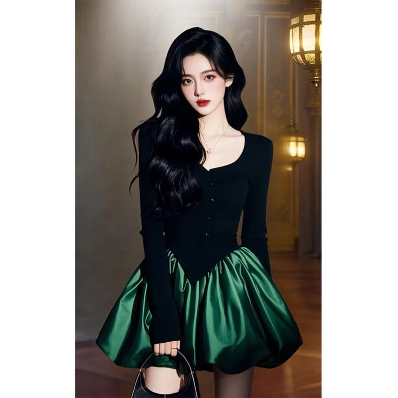 冷淡系独特别致连衣裙女装2025春季新款富家千金小个子花苞短裙子