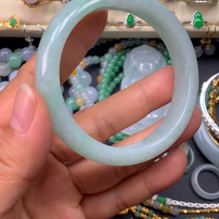 翡翠未镶嵌手镯手镯