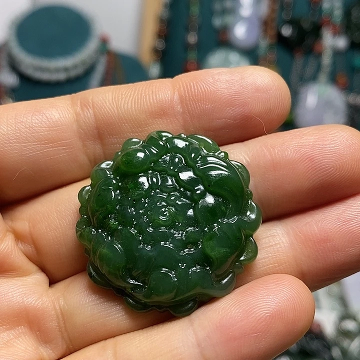 吊坠(赠链)未镶嵌翡翠