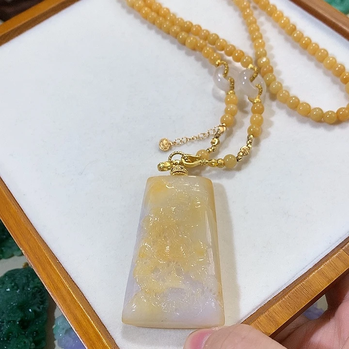 翡翠未镶嵌颈饰翡翠吊坠