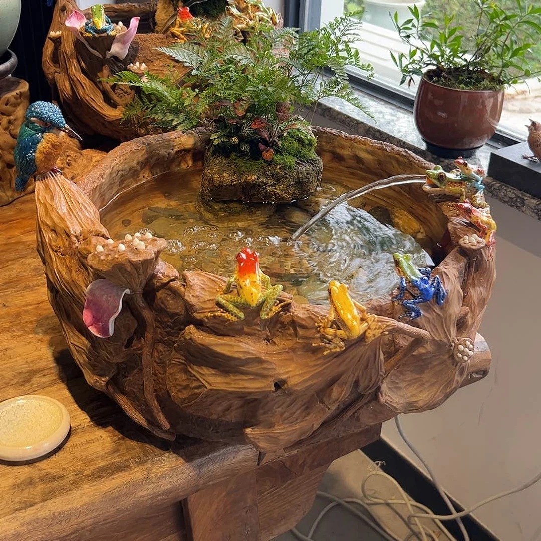 翠鸟青蛙鱼缸一物一件刘镇光李小金作品