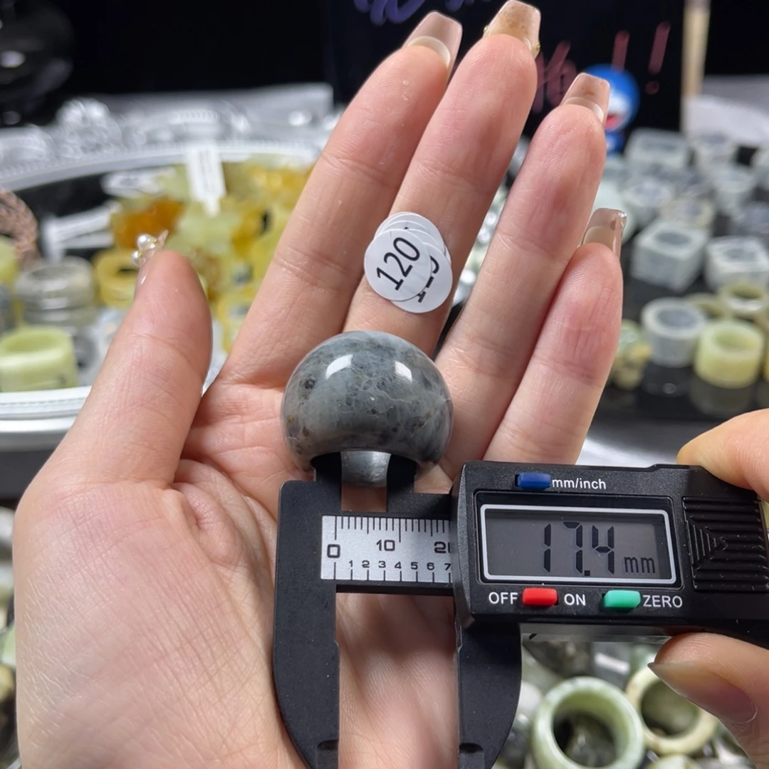 蛇纹石玉未镶嵌戒指