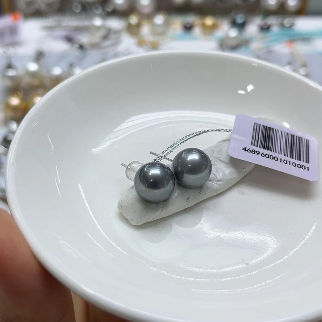 18K金镶嵌海水珍珠耳饰10-11mm