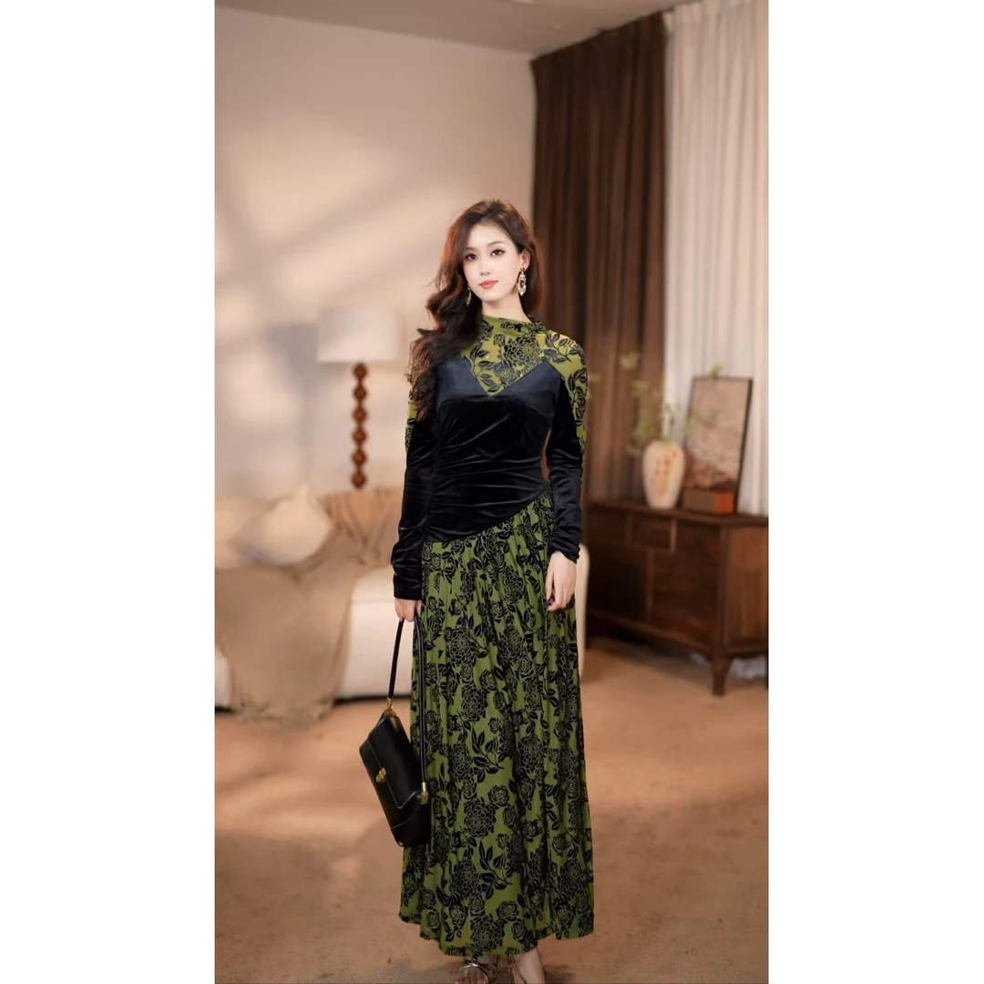 【安安】绿野仙踪 秋冬新款松绿玫瑰印花法式连衣裙-MS20006