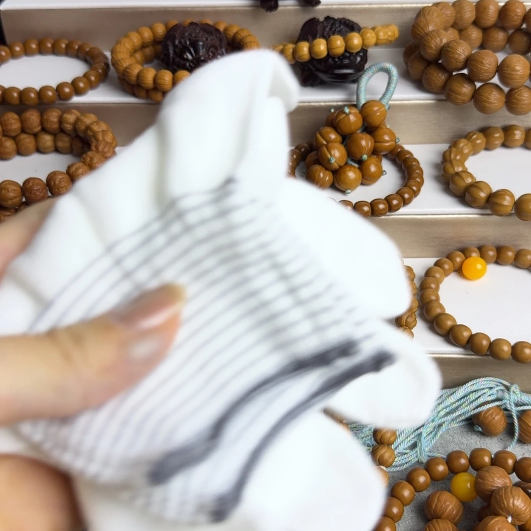 阿***森猴头核桃吊坠南瓜手套