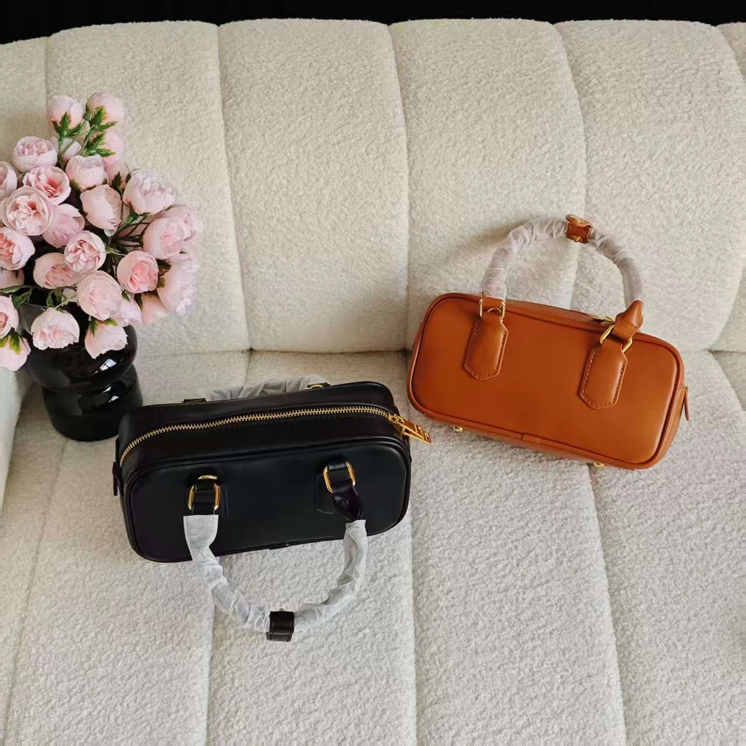 （非市场版）51023韩式文艺风小方包手提单肩包拉链字母版时尚包包