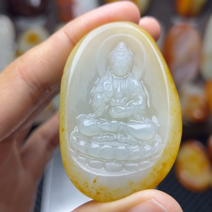 和田玉未镶嵌颈饰