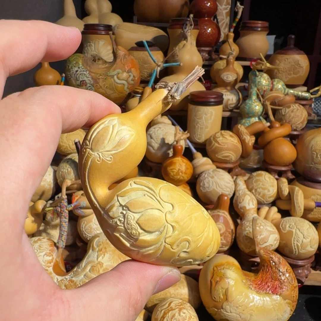 有机玻璃荷花蚂蚁