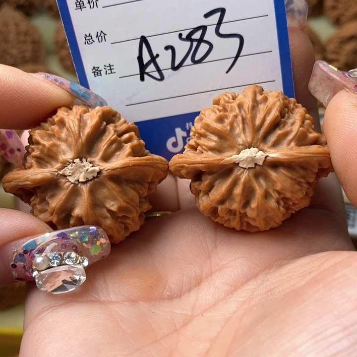 桃核吊坠大宫灯大宫灯