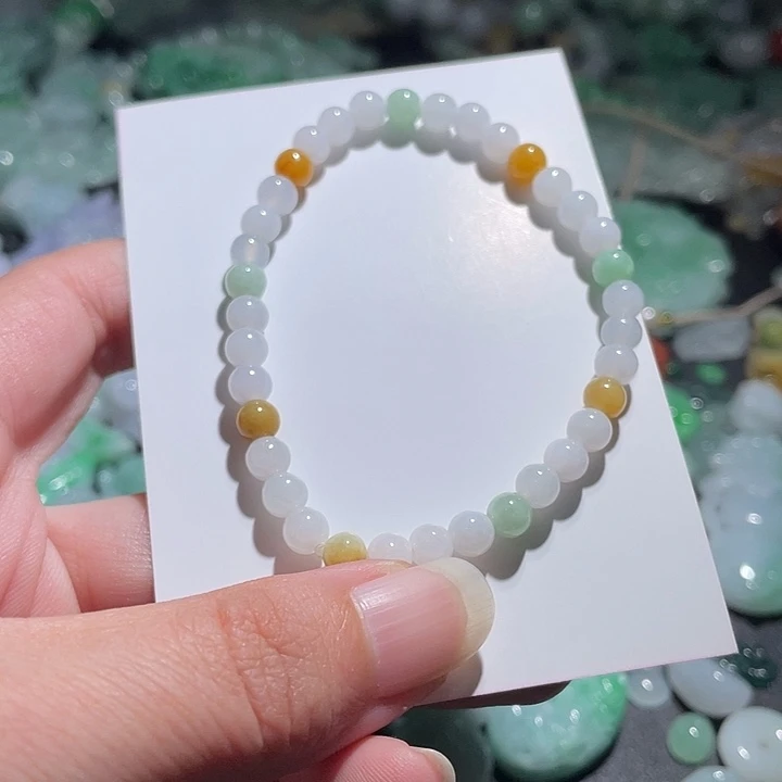 颈饰未镶嵌翡翠天