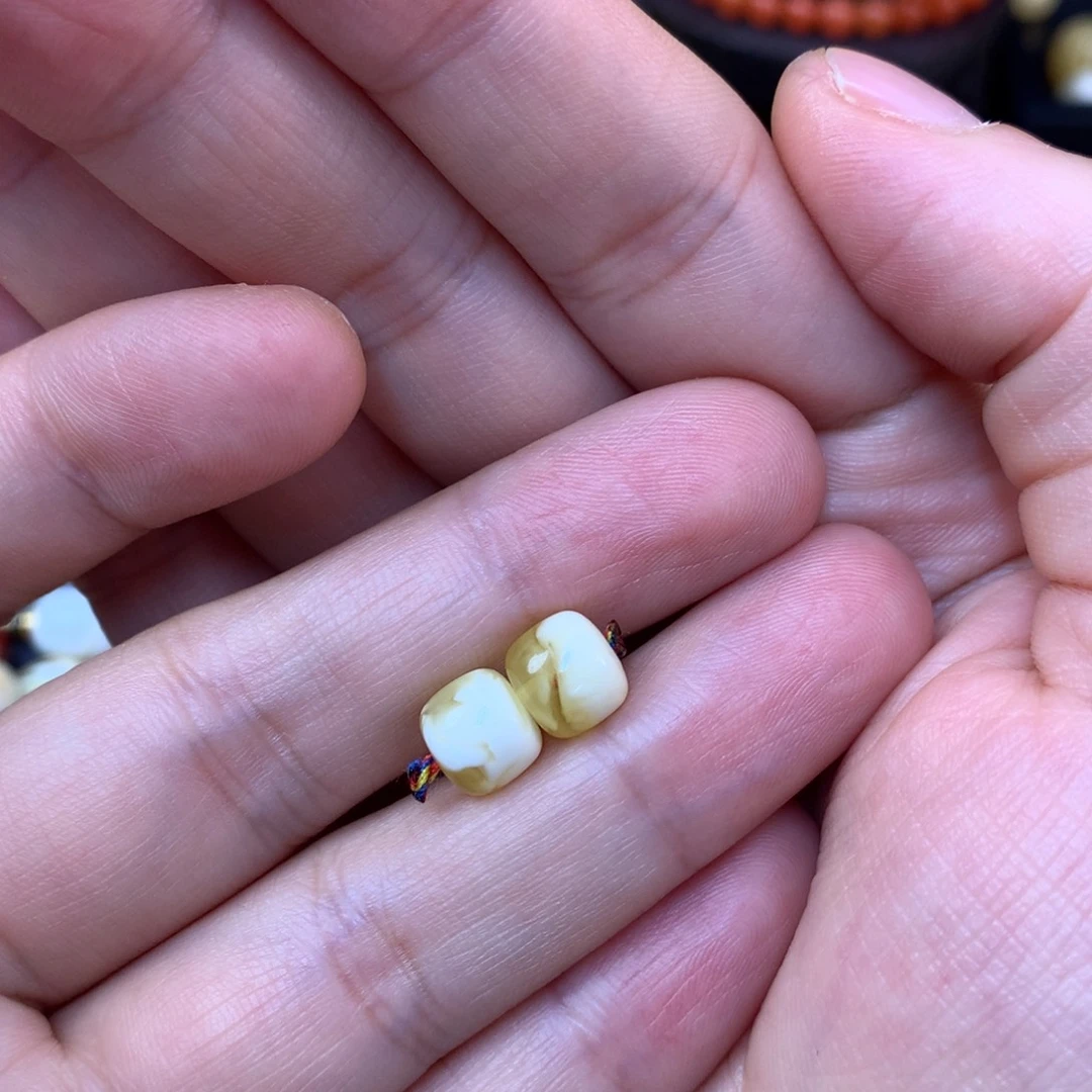 飞***炮裸石琥珀未镶嵌蜜蜡