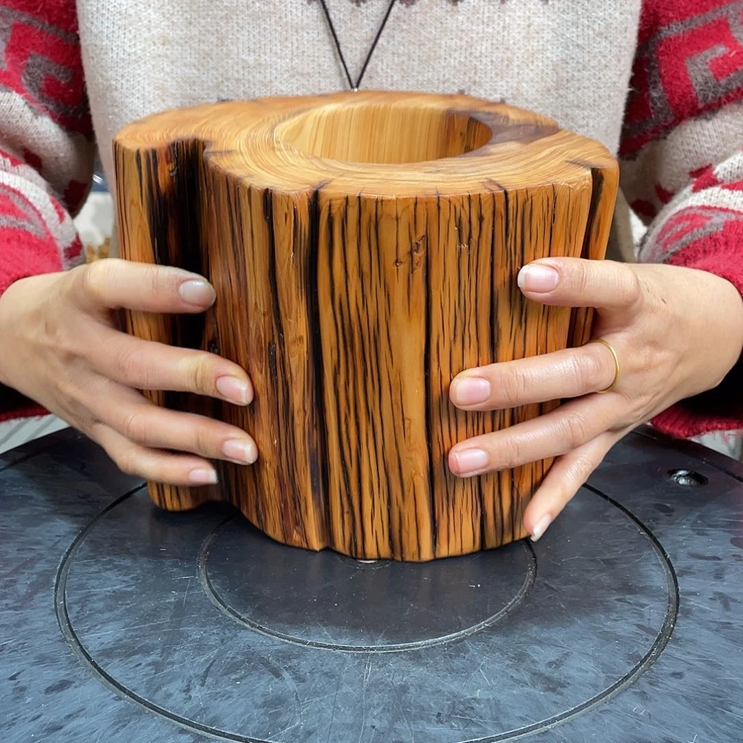 柏木（崖柏） 笔筒