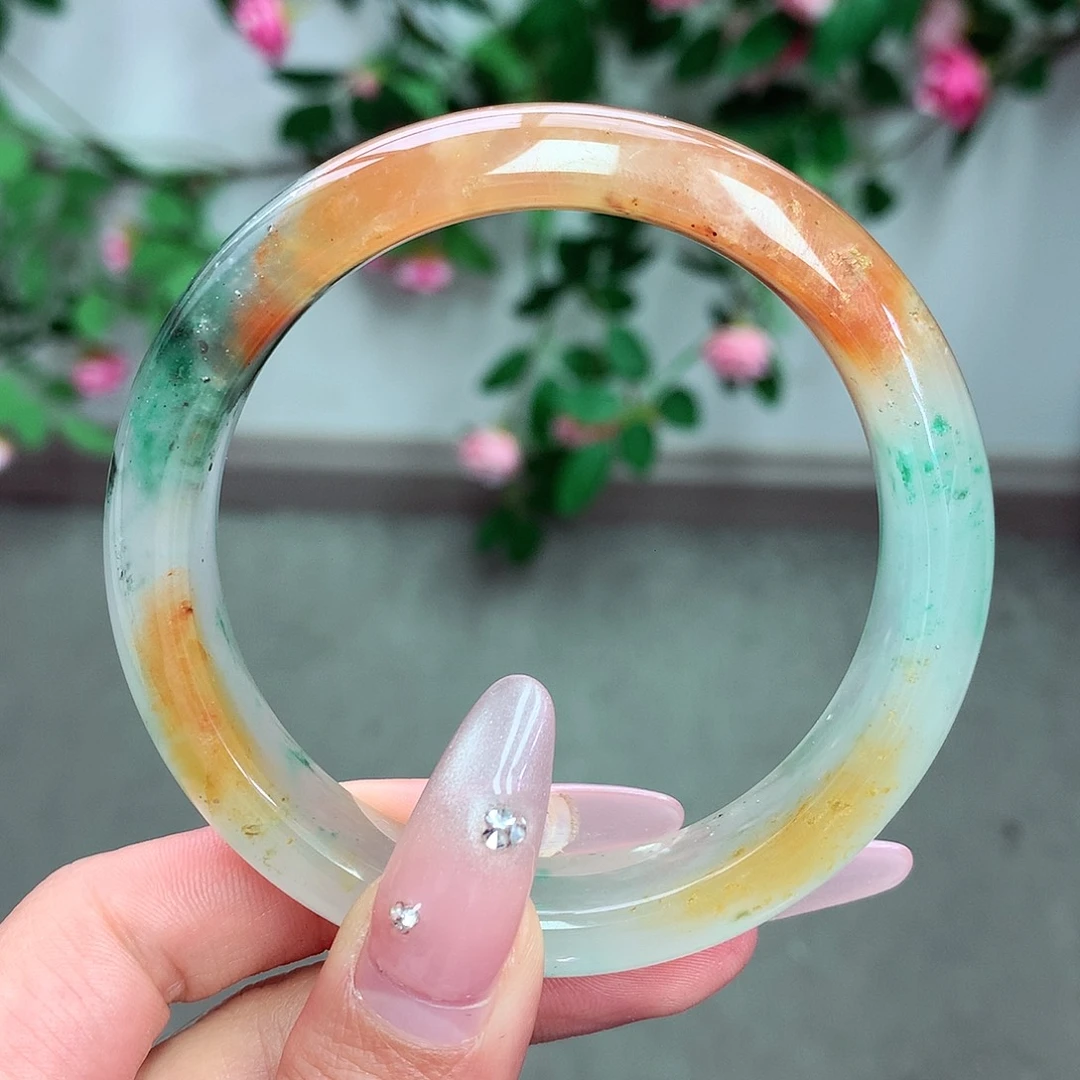 石英质玉手镯未镶嵌隔***！