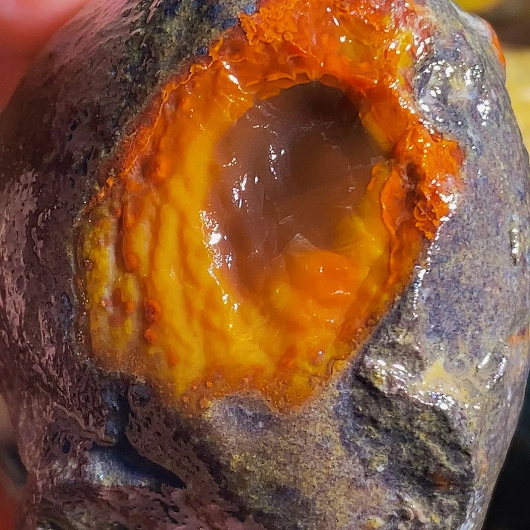 未镶嵌定制玛瑙为**生战国红玛瑙