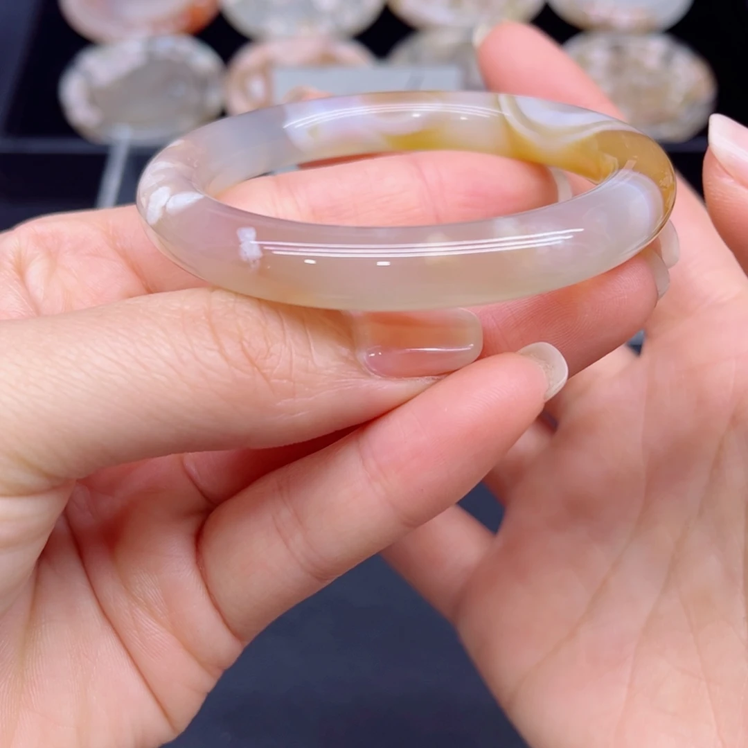 玛瑙/玉髓未镶嵌手镯55