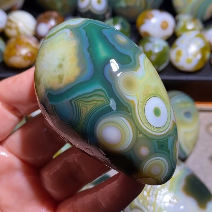 未镶嵌玛瑙/玉髓珠宝半成品34