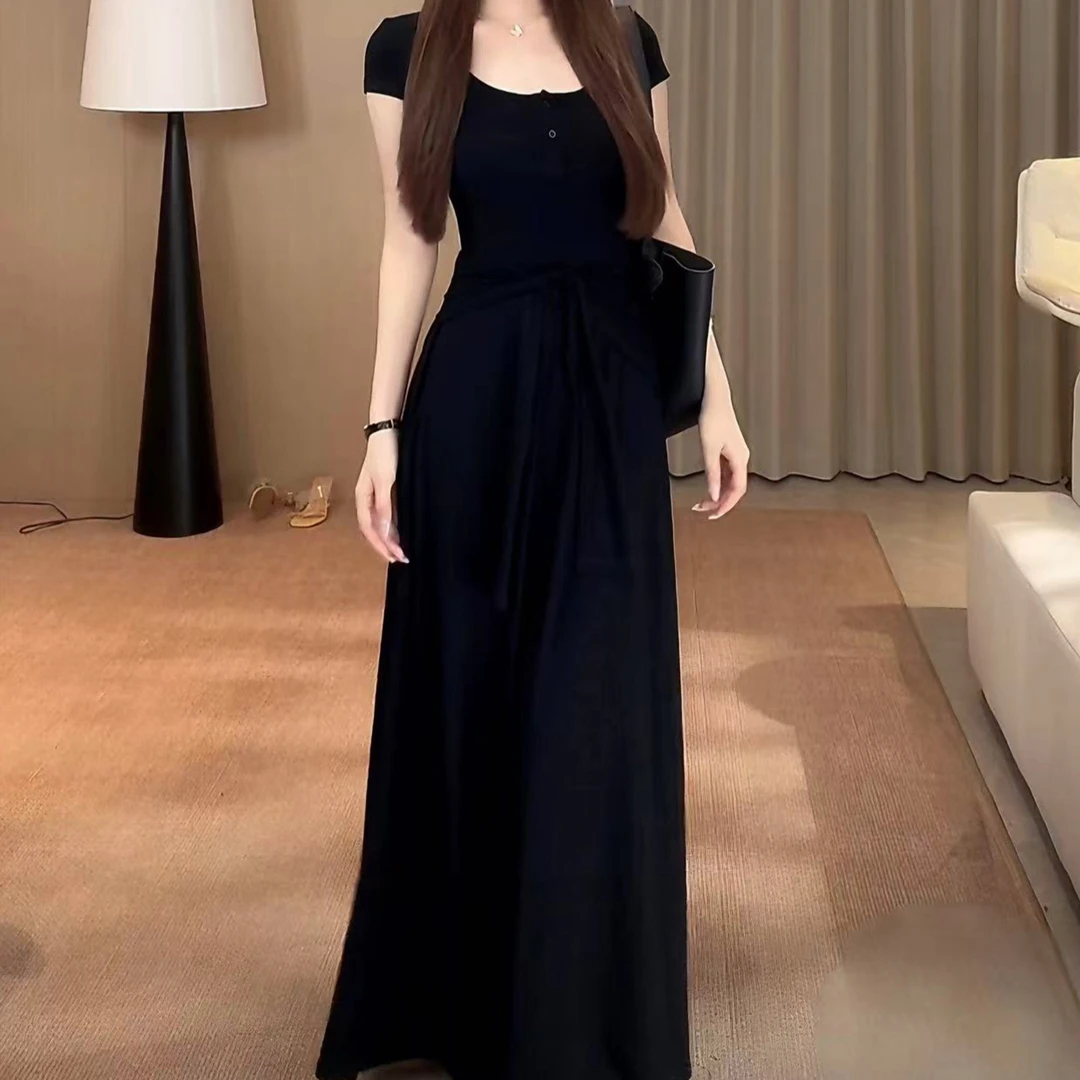 法式黑色连衣裙子夏季2025新款女生韩系ins衣服收腰显瘦包臀长裙
