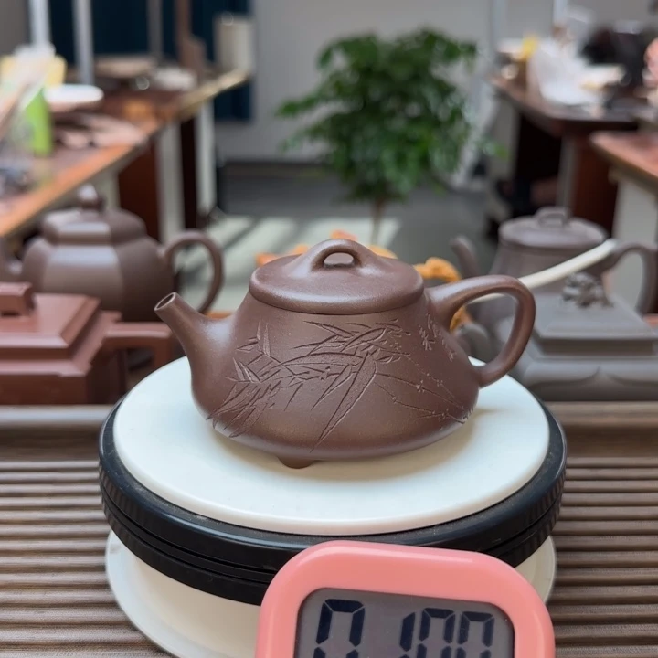 h***者茶壶紫砂密密麻麻