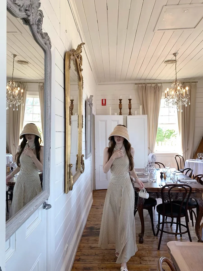 Madofit麻豆/1789美人翩翩_形随身动优雅小荡领条纹连衣裙