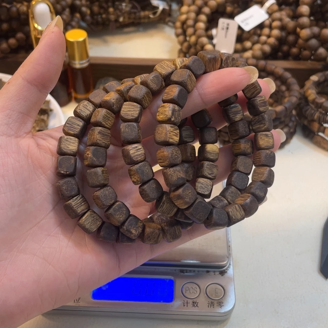 沉香碎屑沉香卡8方糖6克+