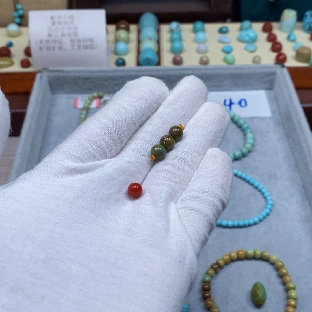 南红玛瑙配饰未镶嵌