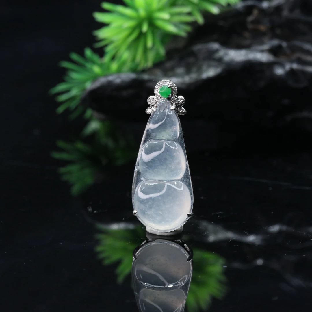 59天然缅甸翡翠A货18k豆子吊坠/901829/上海嘉禾拍卖