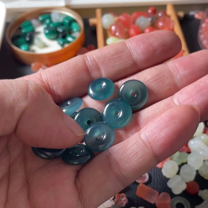颈饰未镶嵌翡翠陈*翡翠小扣子