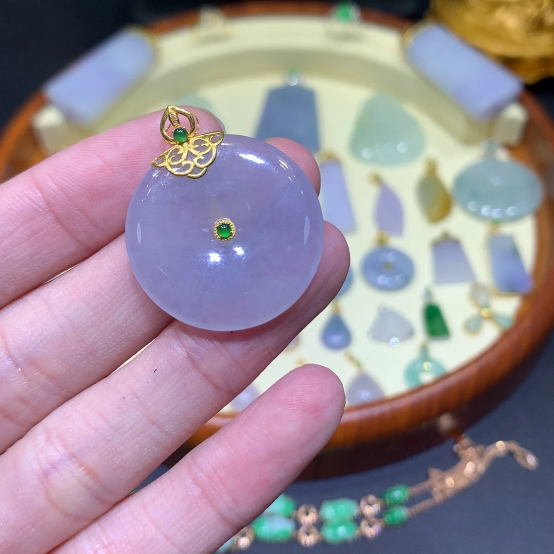 翡翠吊坠(不含链)18K金镶嵌