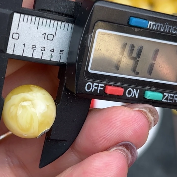 琥珀裸石未镶嵌蜜蜡1392