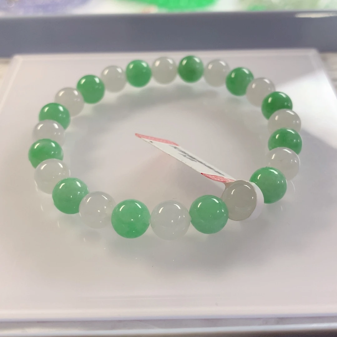 翡翠未镶嵌颈饰手串