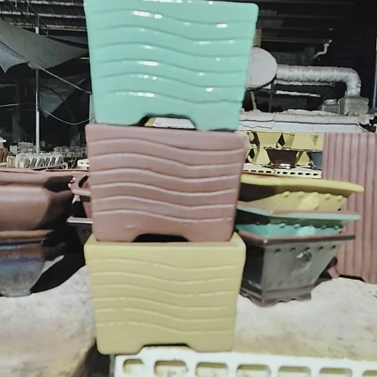 条纹四方高12口径16素3黄3素2共8个