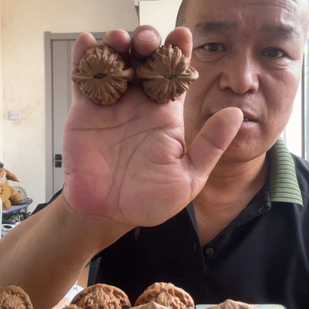 糊***脸文玩核桃吊坠楼子44