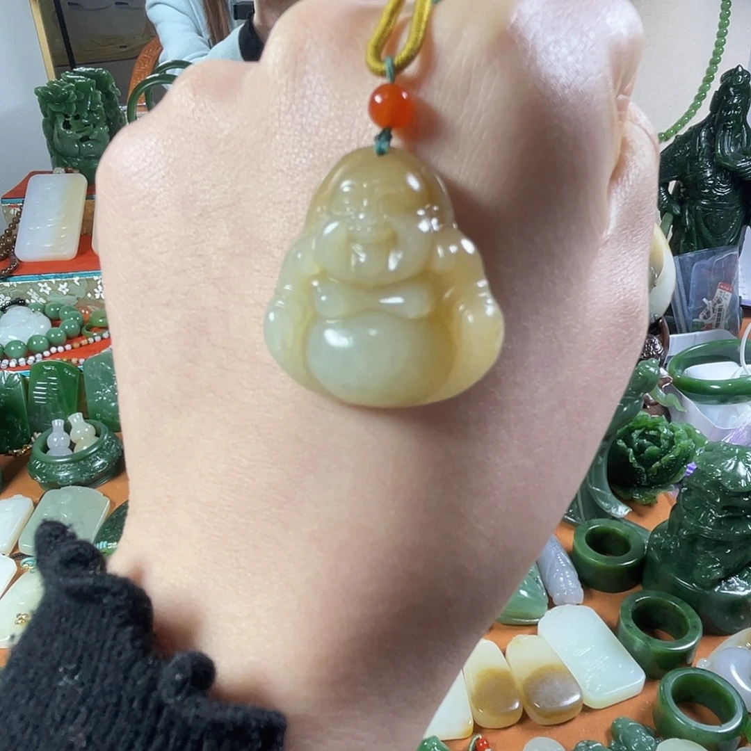 和田玉（糖玉）未镶嵌挂件